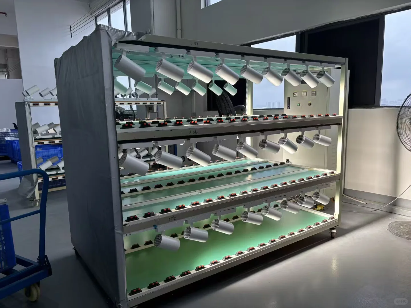 工厂半日游，声音有点大