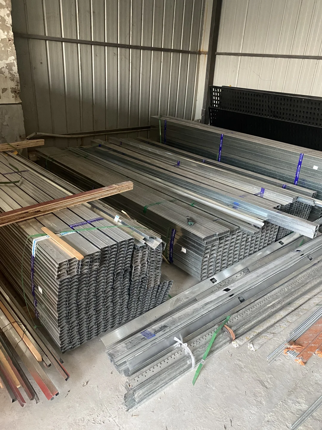 扬州装修，买材料就来批发仓库