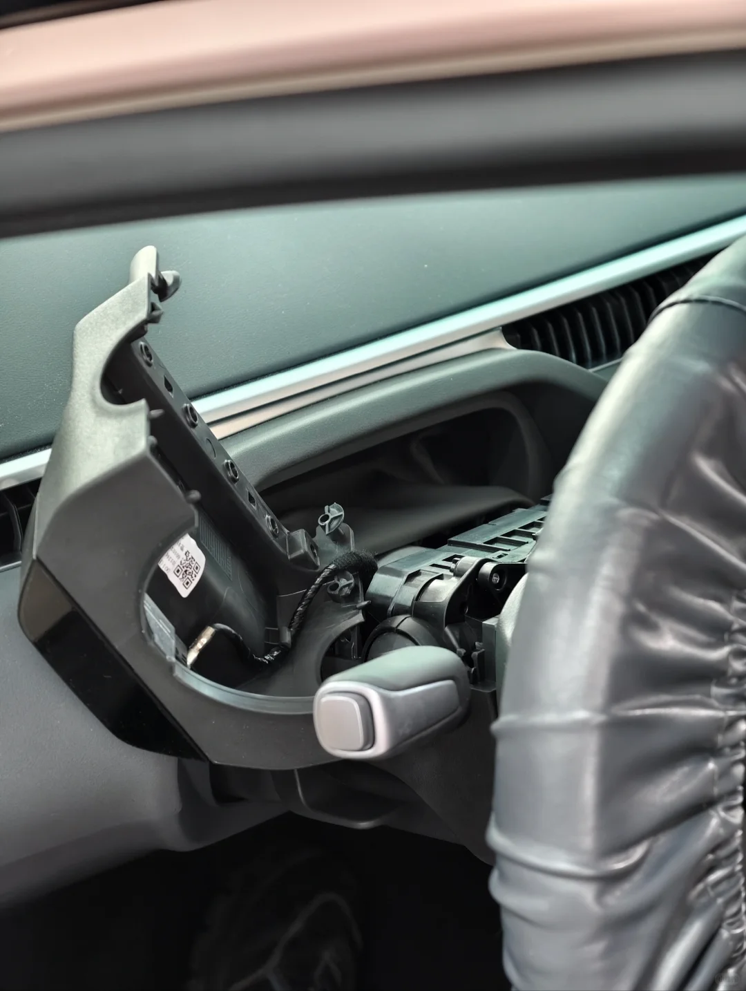 全网首台小鹏mona安装仪表及体验评测