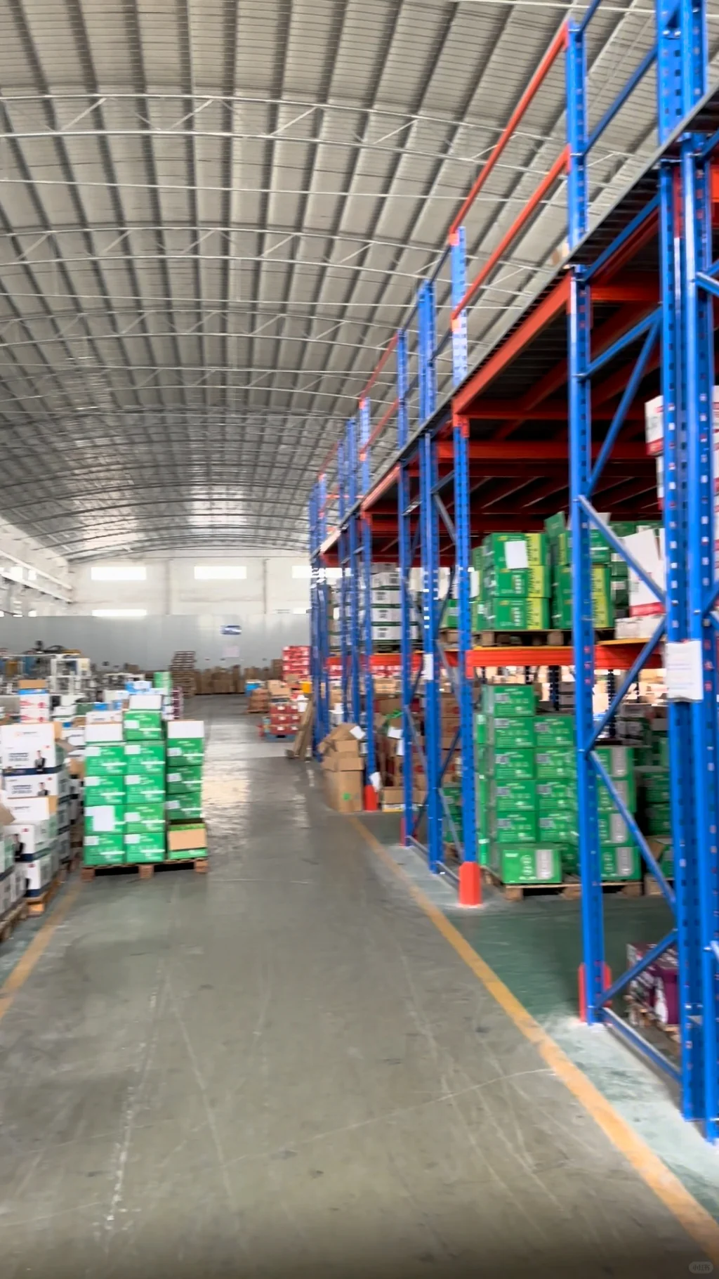 新手花10万开瓷砖胶店