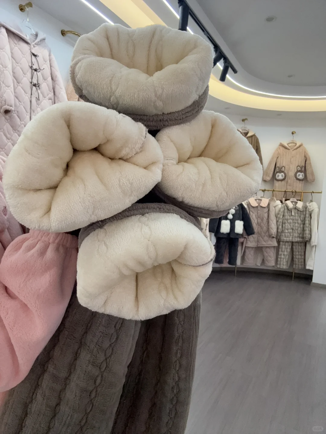 关于我爸厂里的家居服再一次被嫌弃太厚…