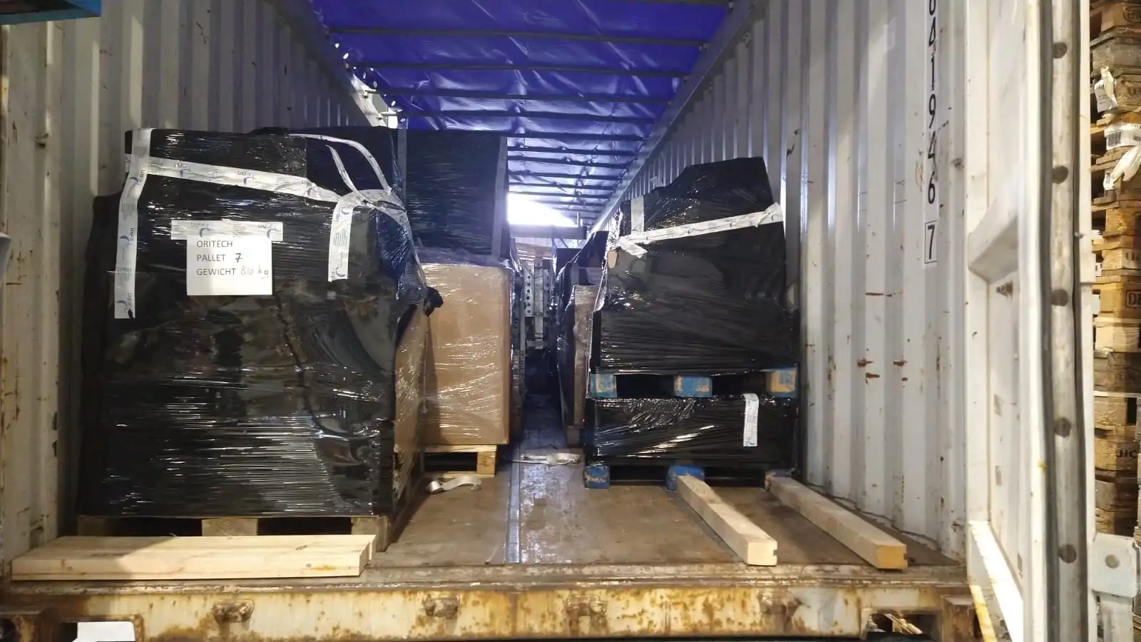 荷兰进口温室项目资材 装柜图 开顶箱