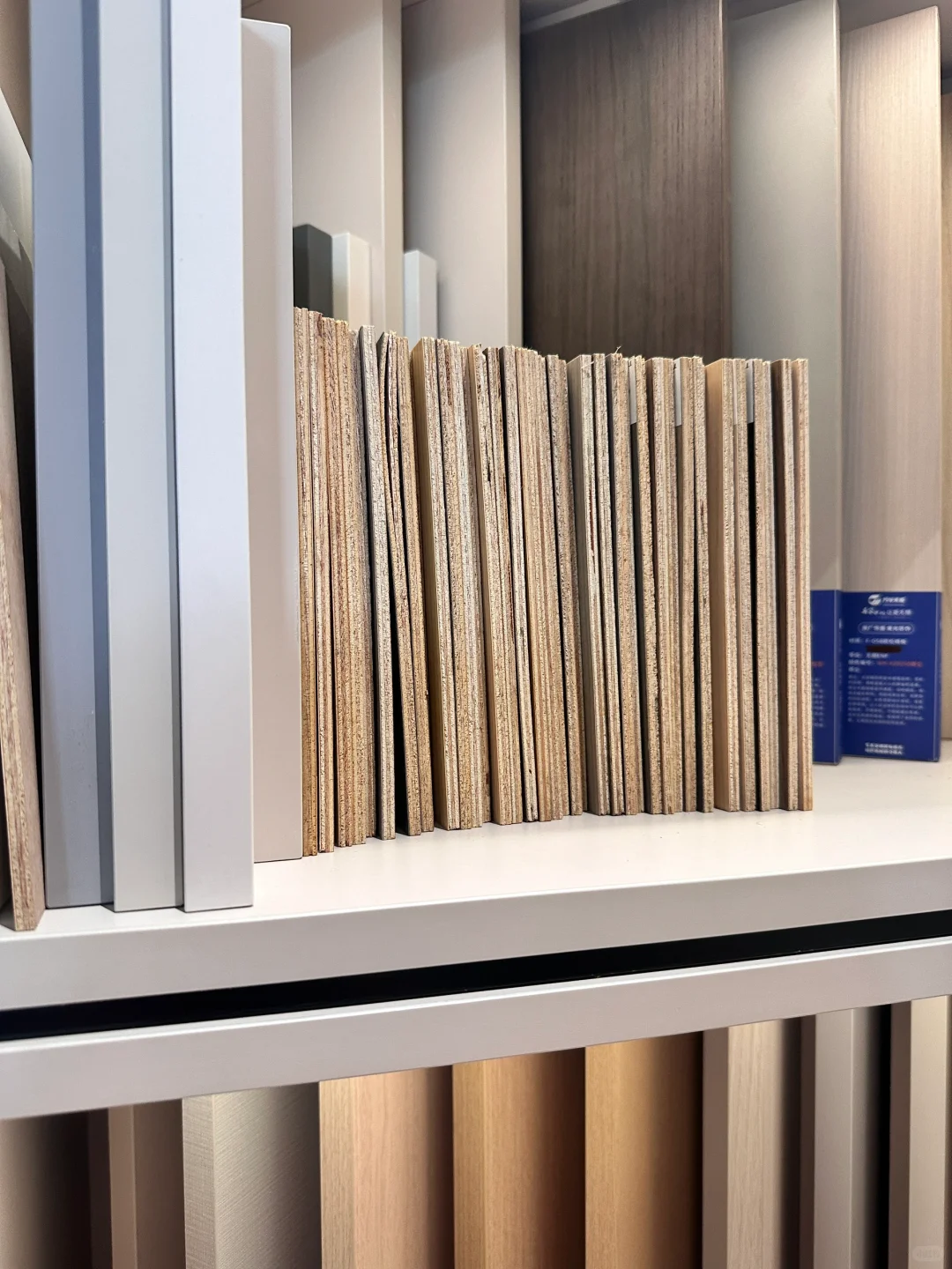 今天跑了板材工厂?