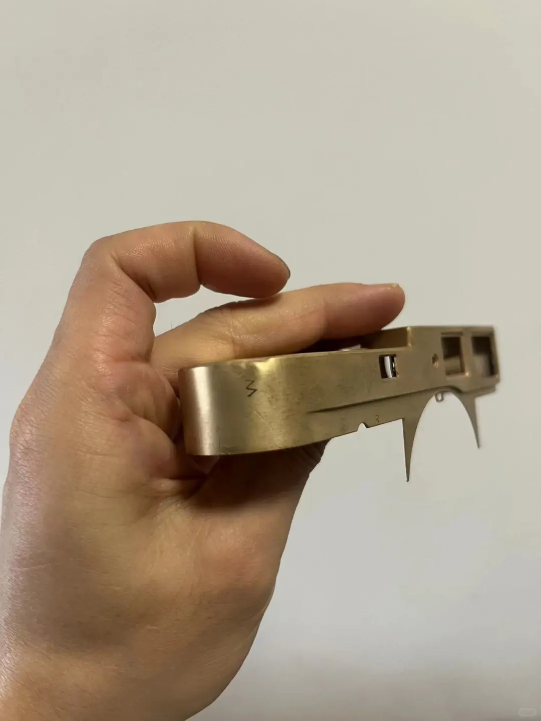 徕卡钣金矫正补铜补铝