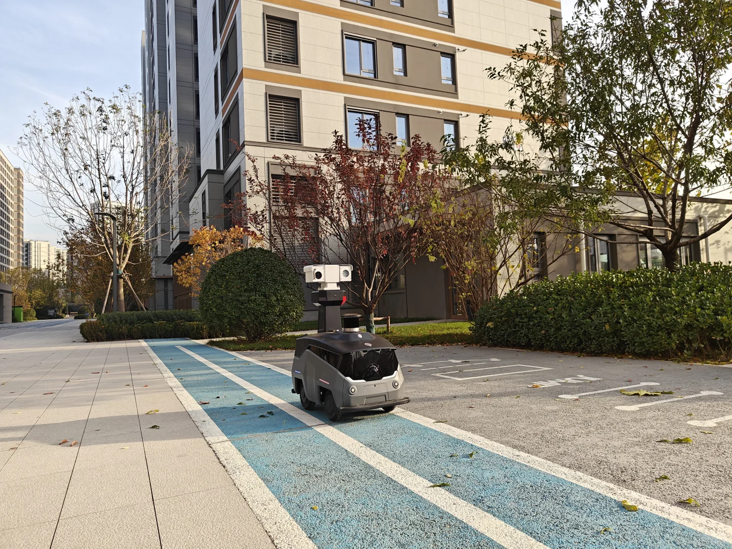 安保机器人成北京高端住宅新标配