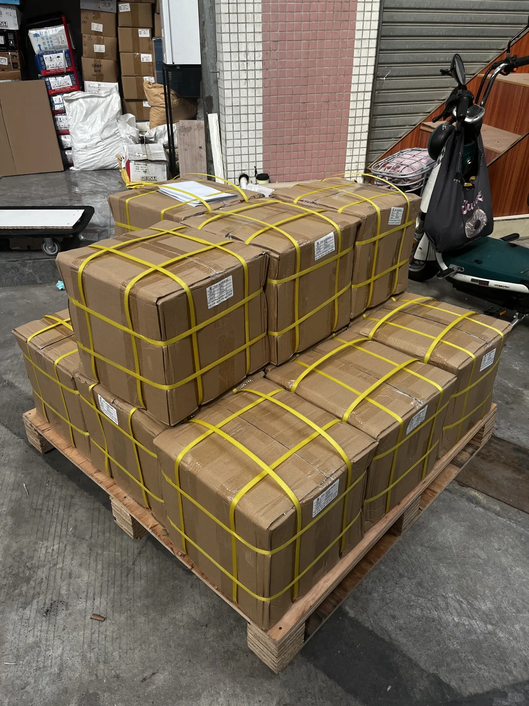 发货日常、五金工具店、五金工具、安装螺丝