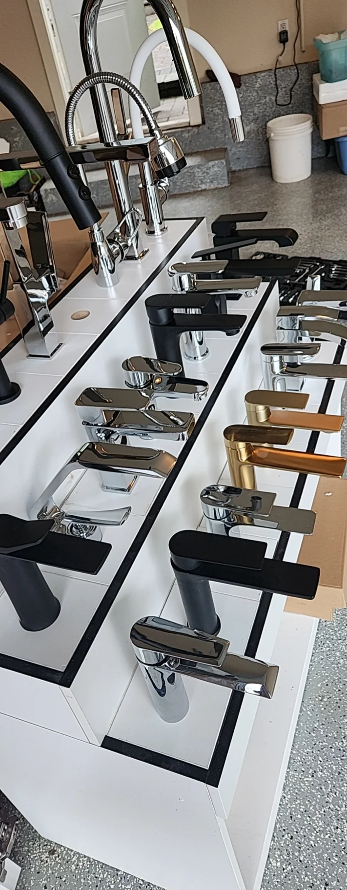 温哥华批发零售水龙头卫浴