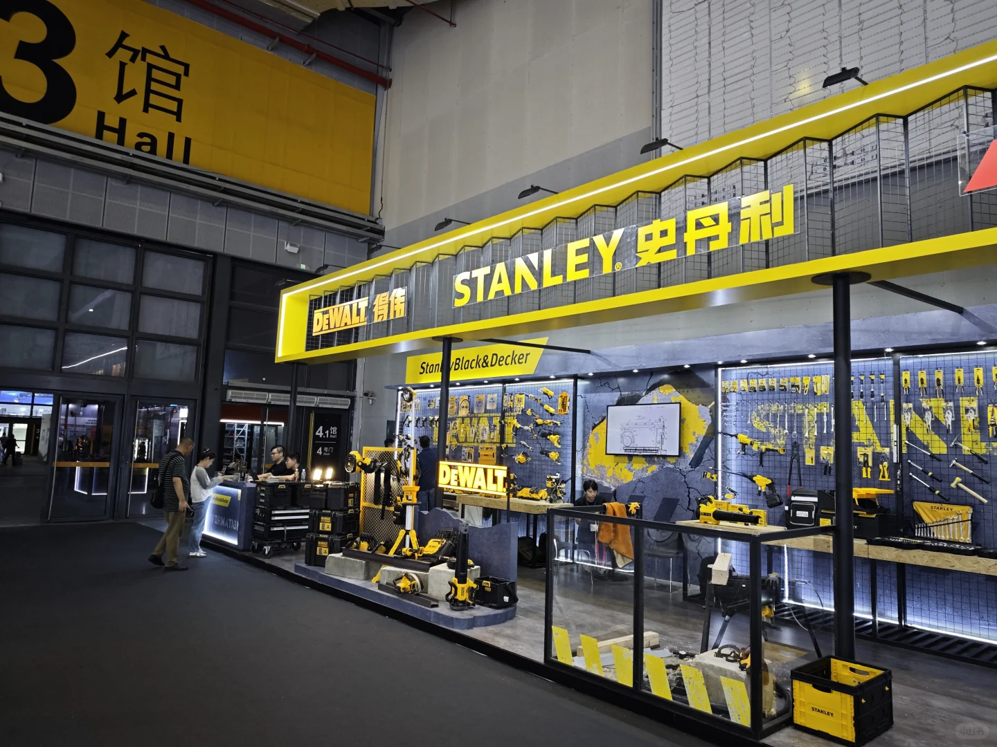 为了DeWalt这碟醋，包了去工博会这顿饺子