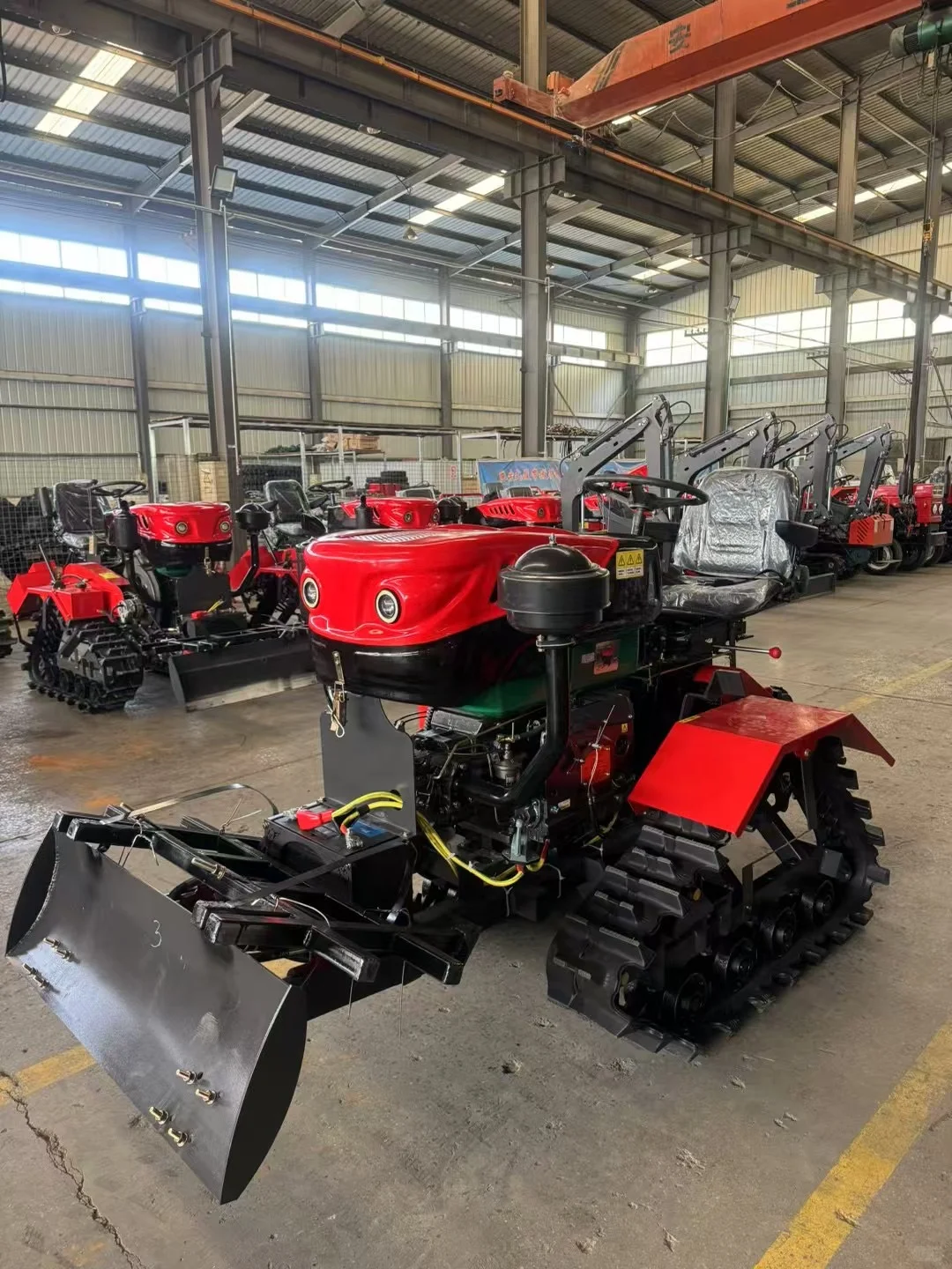 旋耕机拖拉机厂家