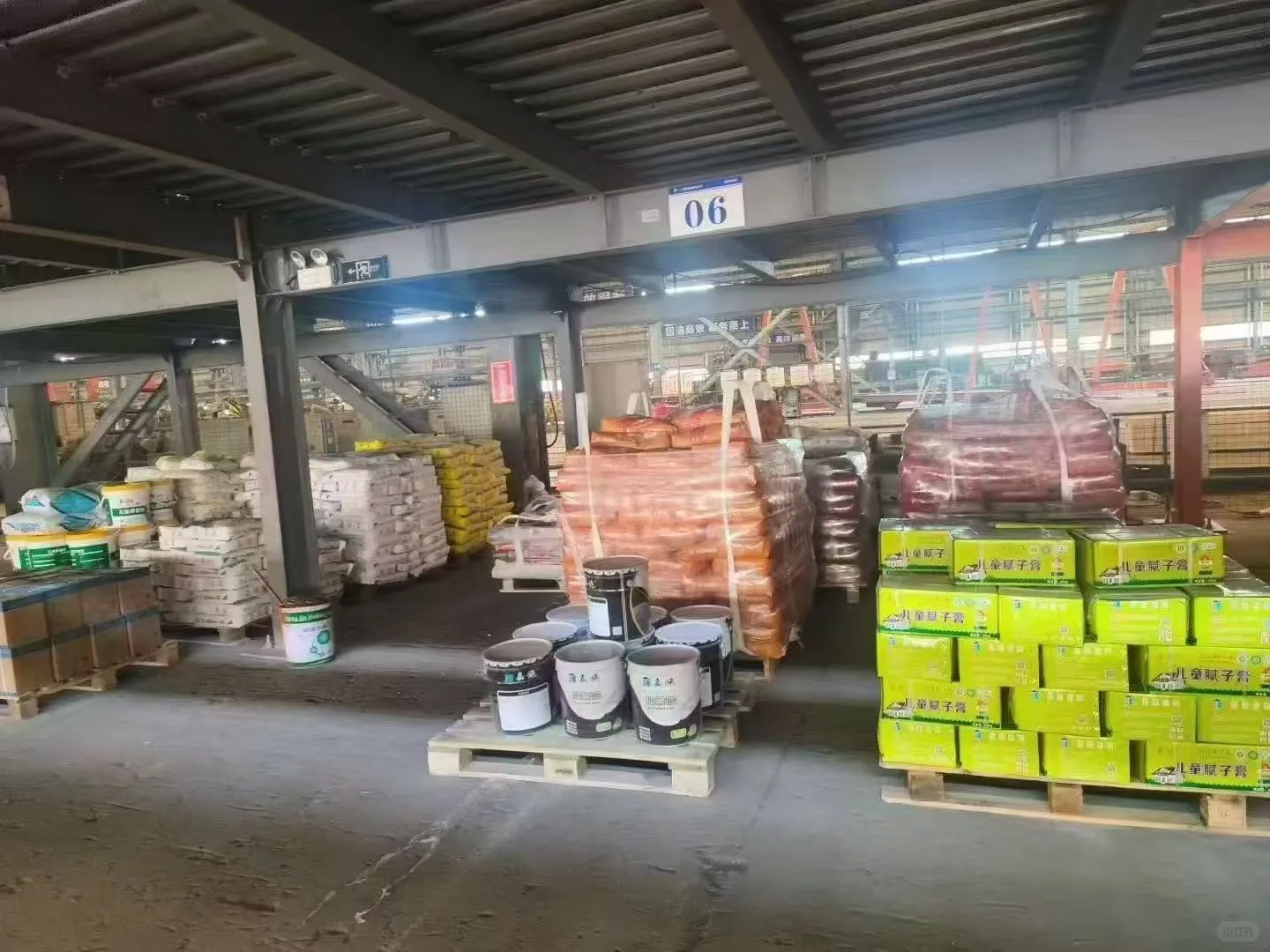 成都水泥河沙辅材配送，各老板施工队合作