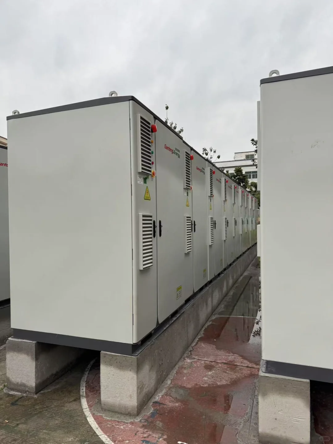 东莞工业园，27台储能柜，一年省电费126万