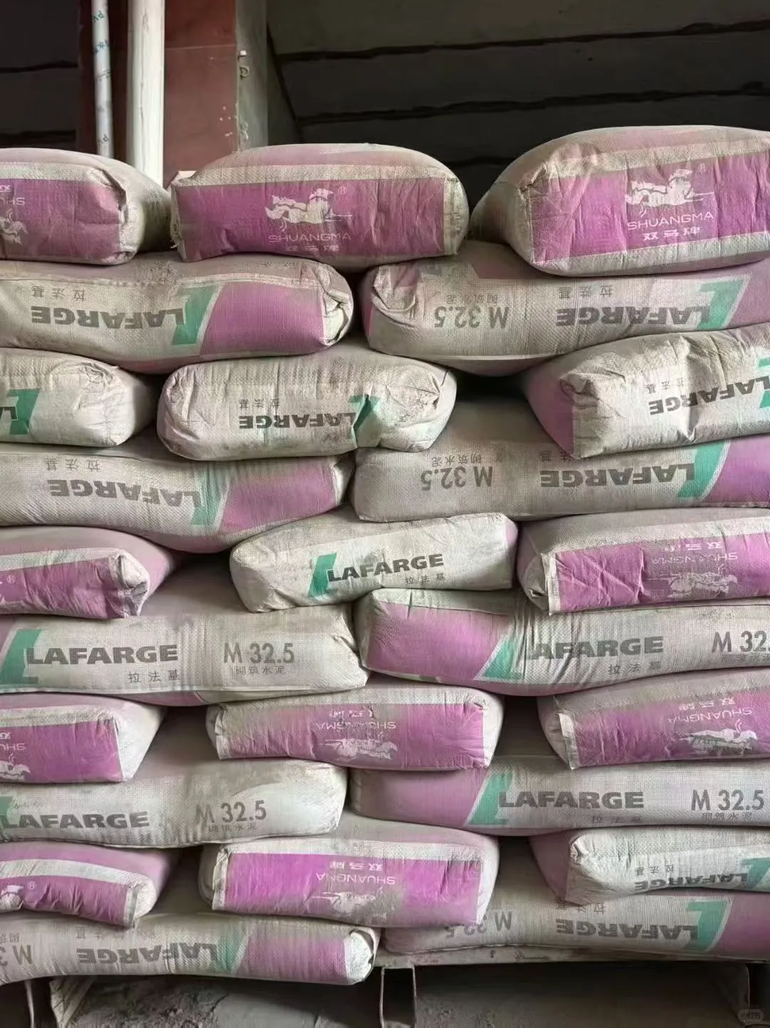 成都水泥河沙辅材配送，各老板施工队合作