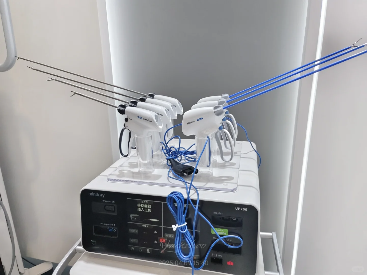 迈瑞医疗：设备+IT+AI 助力医疗智能化转型