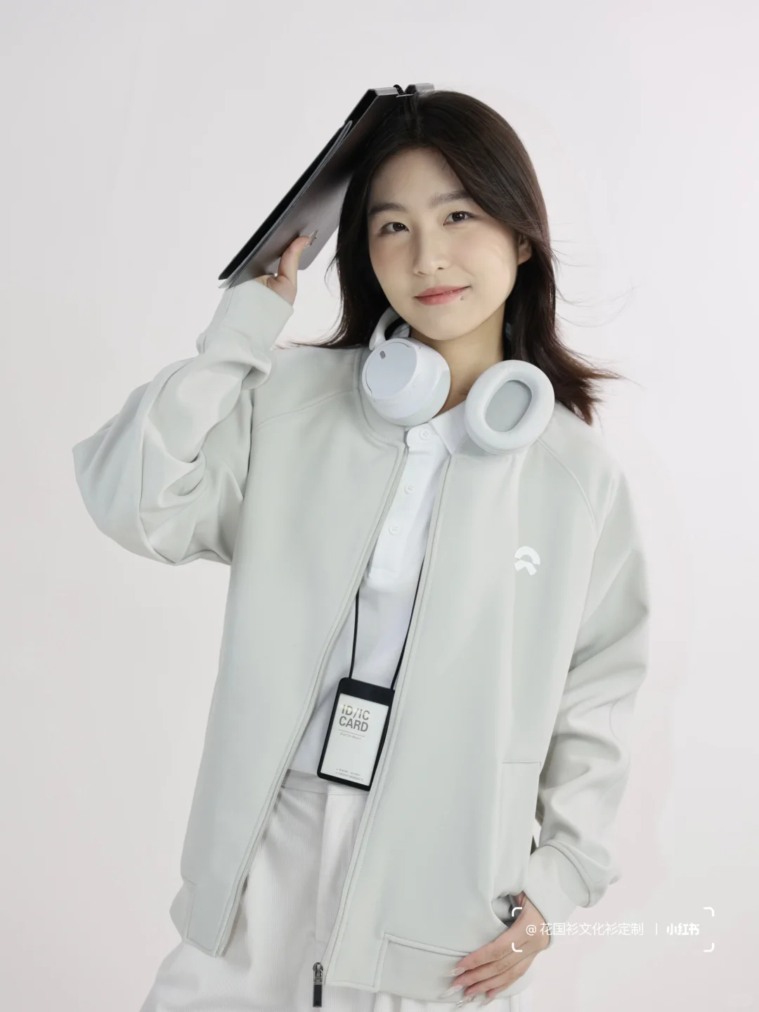 这件工作服真的太能装！把高级和松弛焊身上