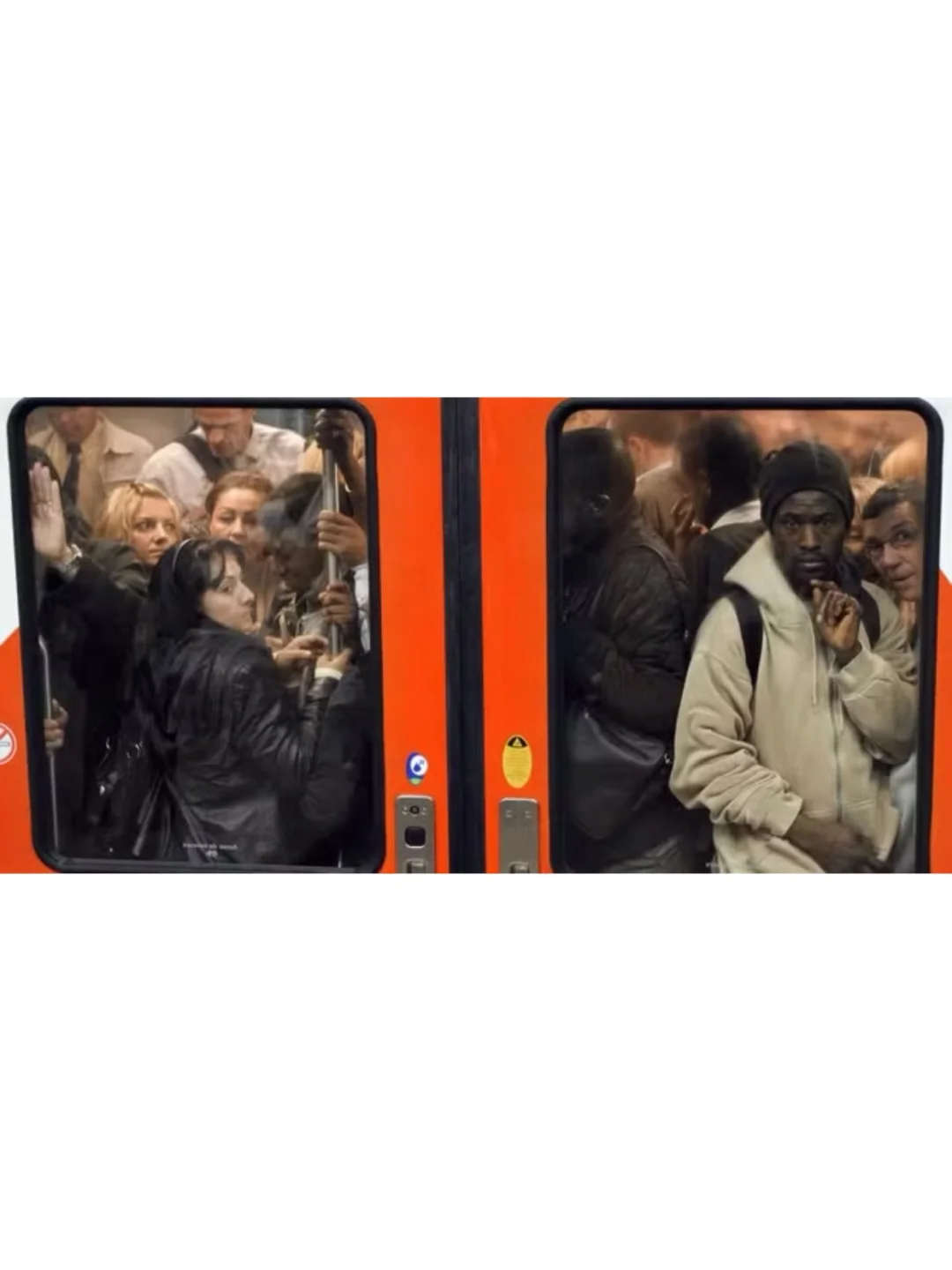 巴黎RER B鱼类观察录 列车是穿城而行的鱼缸