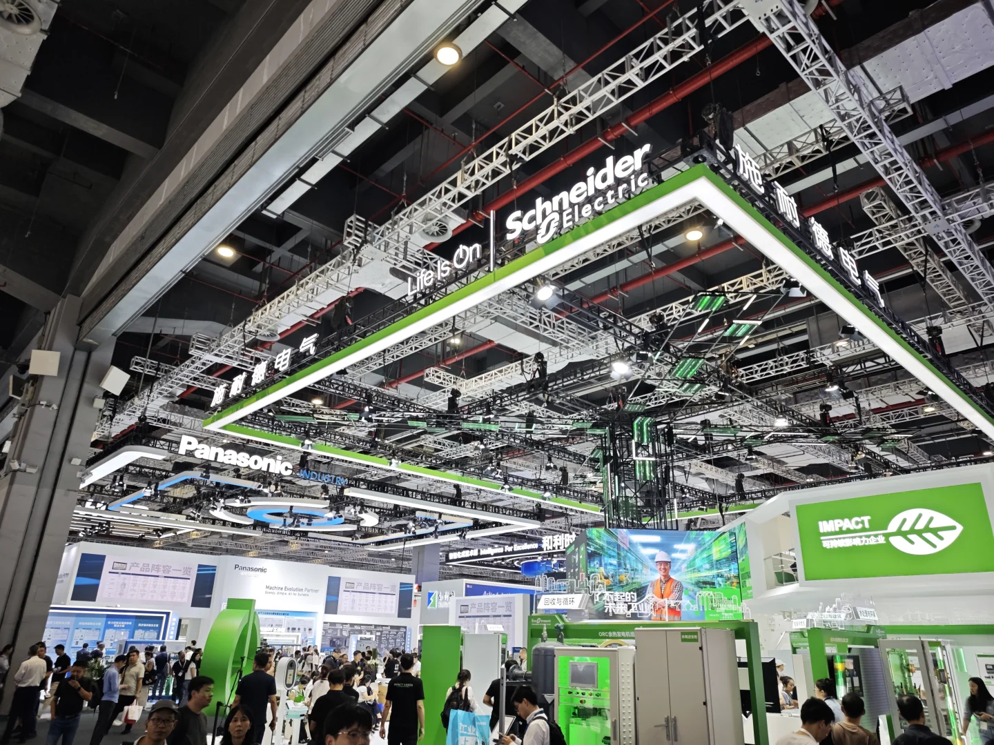 为了DeWalt这碟醋，包了去工博会这顿饺子