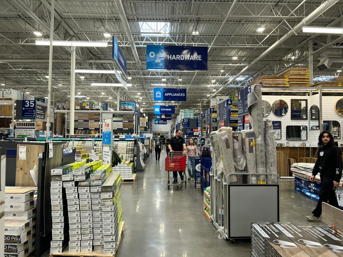 Lowe's home 建材家具市场