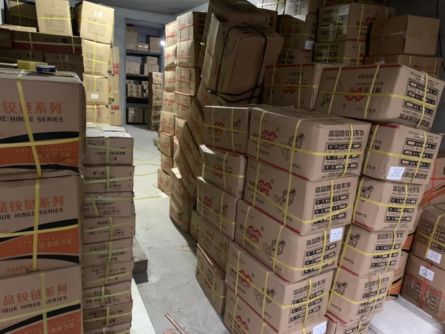 南宁快环建材市场智能锁、机械锁、五金批发