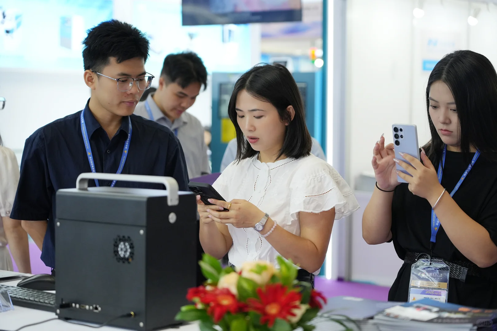 圆满收官！谱睿仪器亮相深圳国际珠宝展