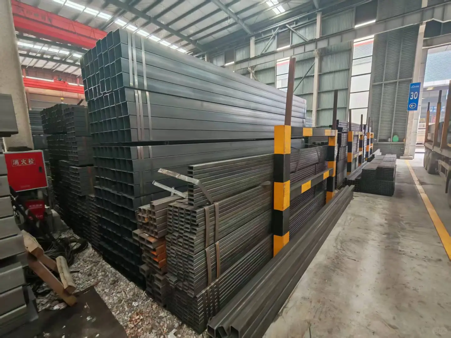 重生之我在成都做钢材批发商