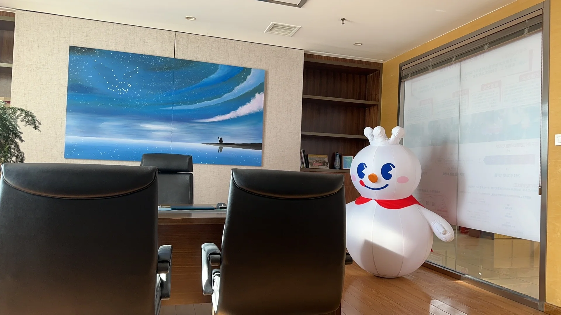 在蜜雪总部当卧底的一天