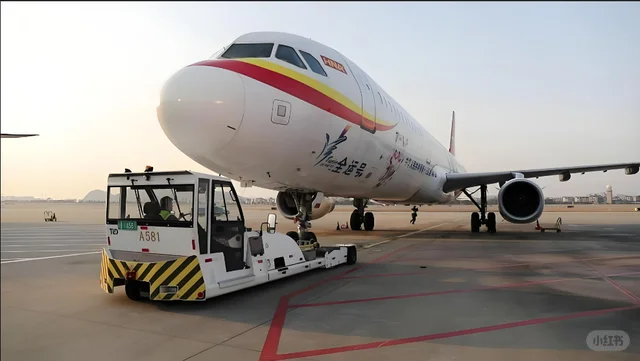 机场特种车辆揭秘!你不知道的幕后英雄?