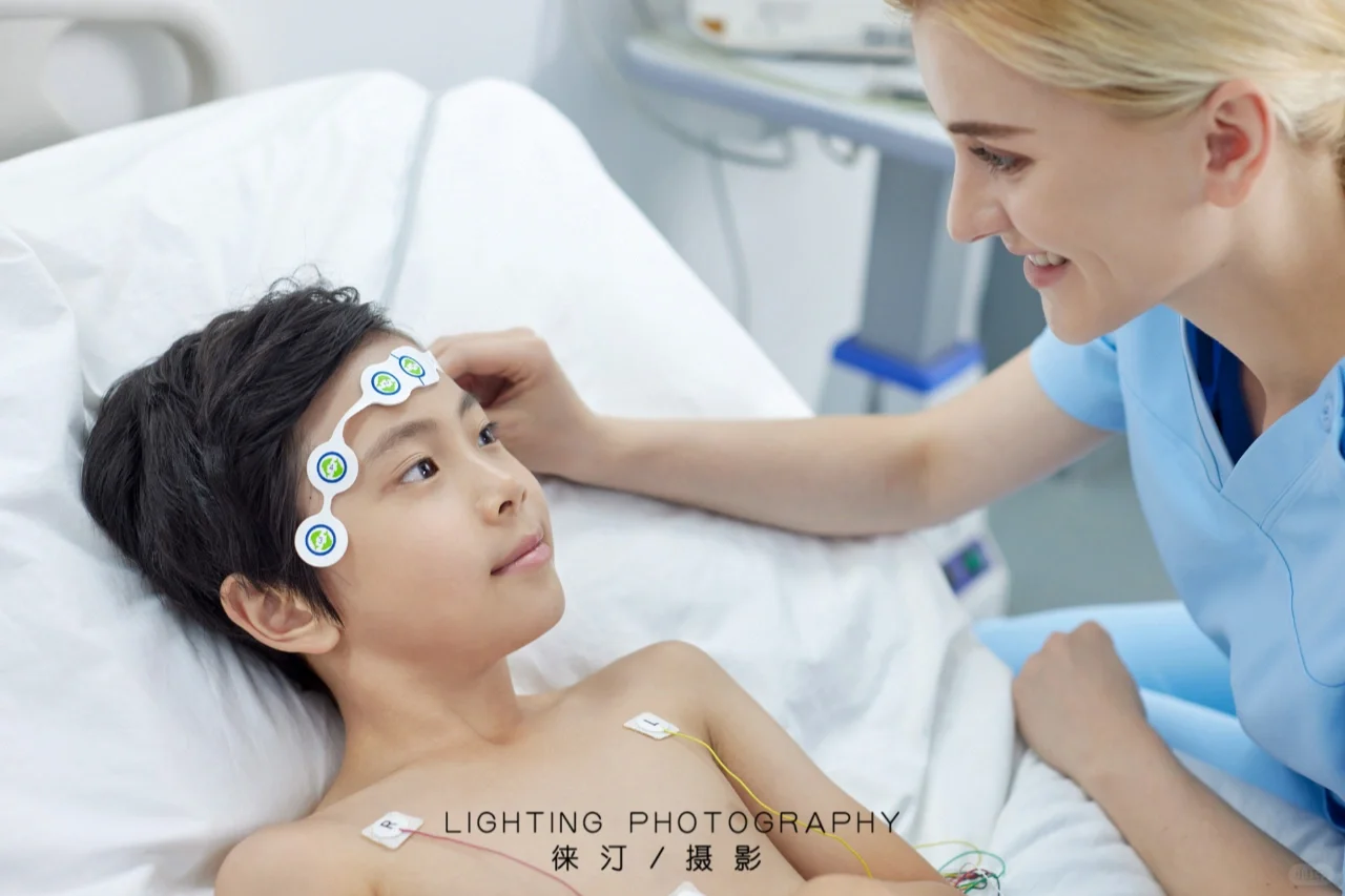 专业医疗产品摄影，医疗器械宣传片，数据线