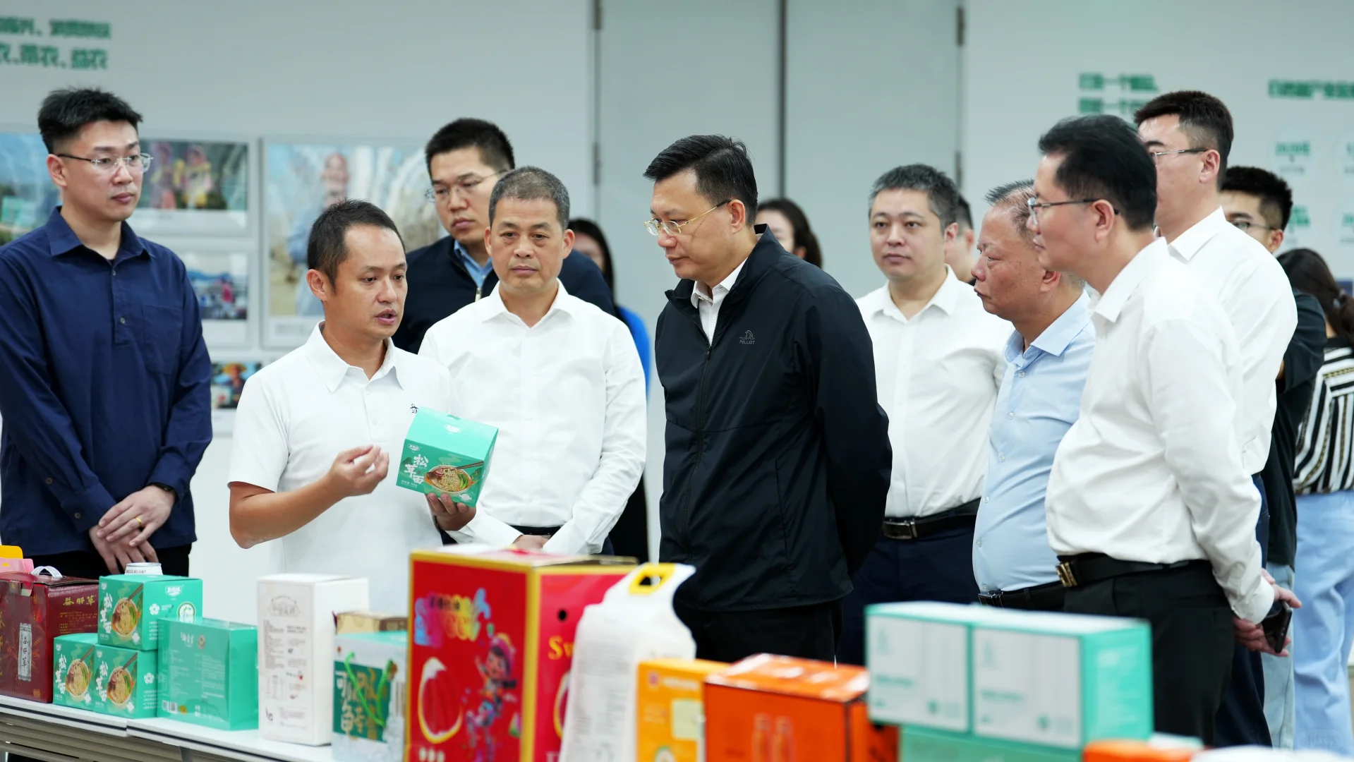 被政府调研组点赞的电商新模式！远方好物