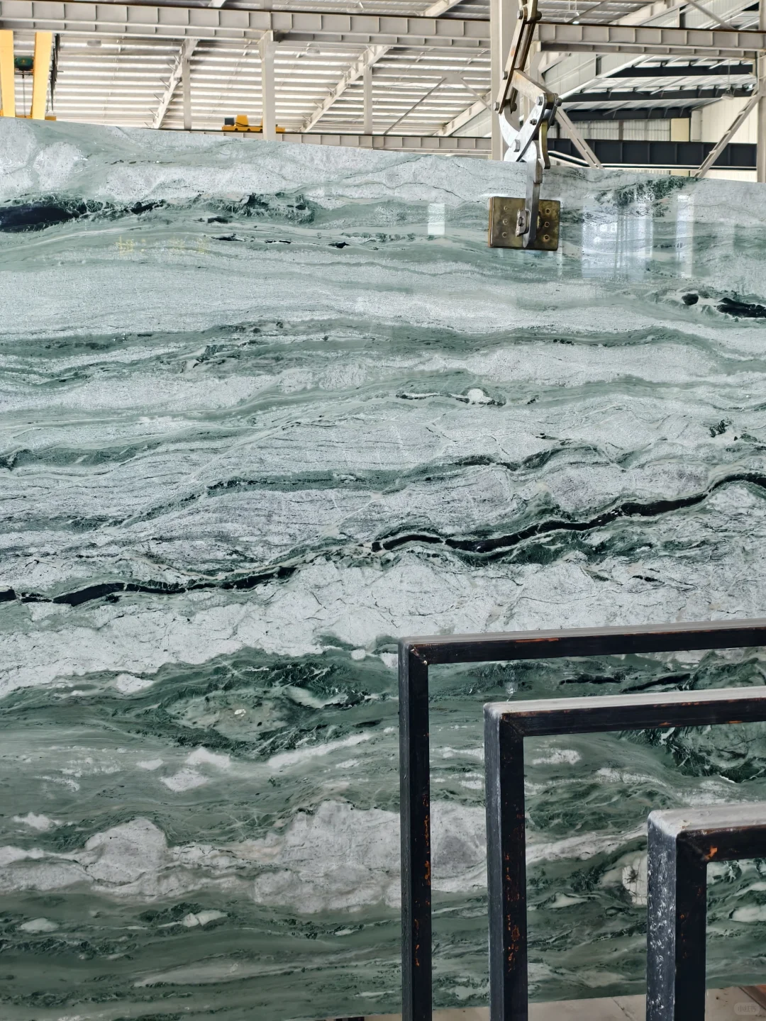 从工厂至实景落地，到底要经历多少？