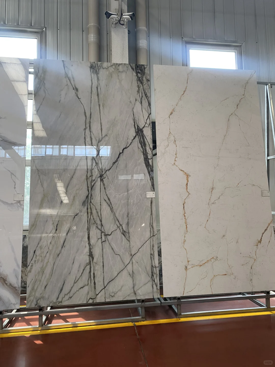 深藏不露，岩板车间靓丽?风景线