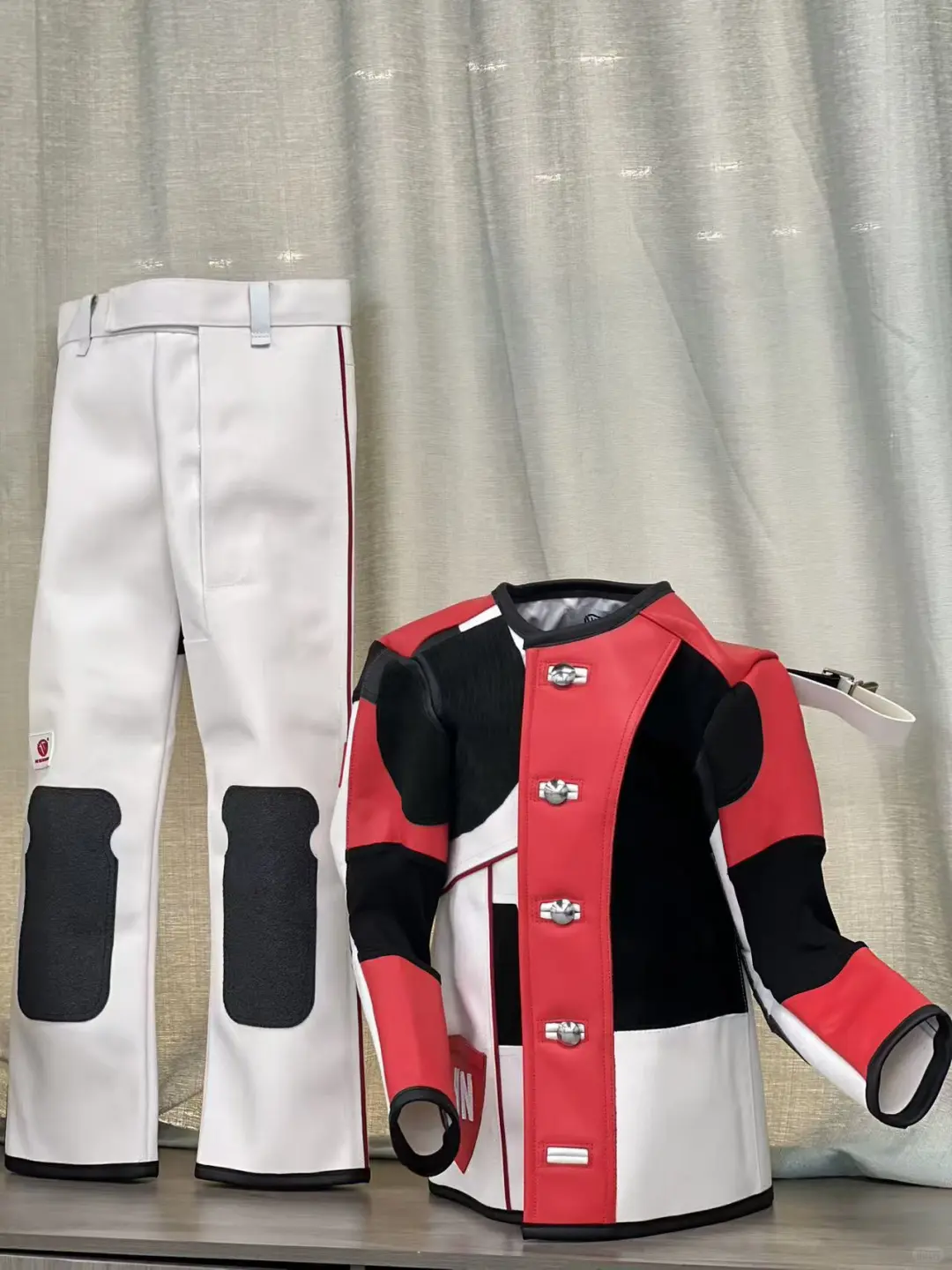 专业的技术加上专业的服装等于完美的成绩