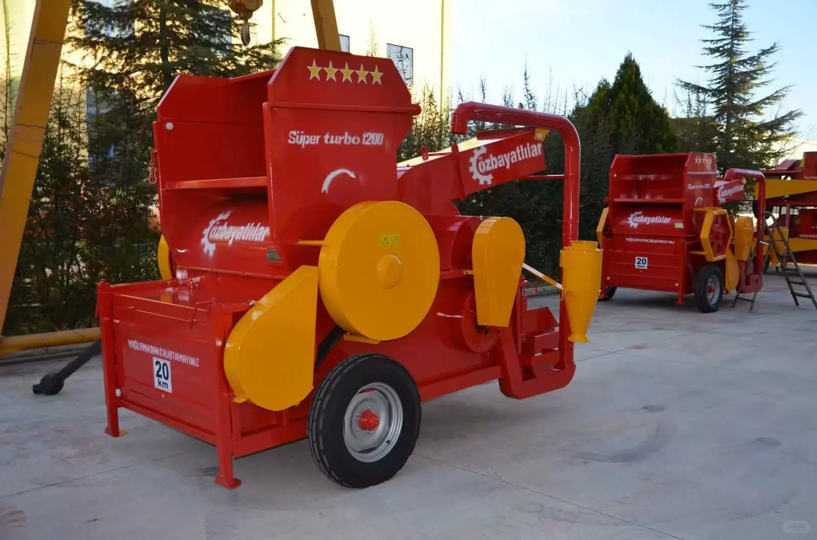 国外经销商采购图中农机设备