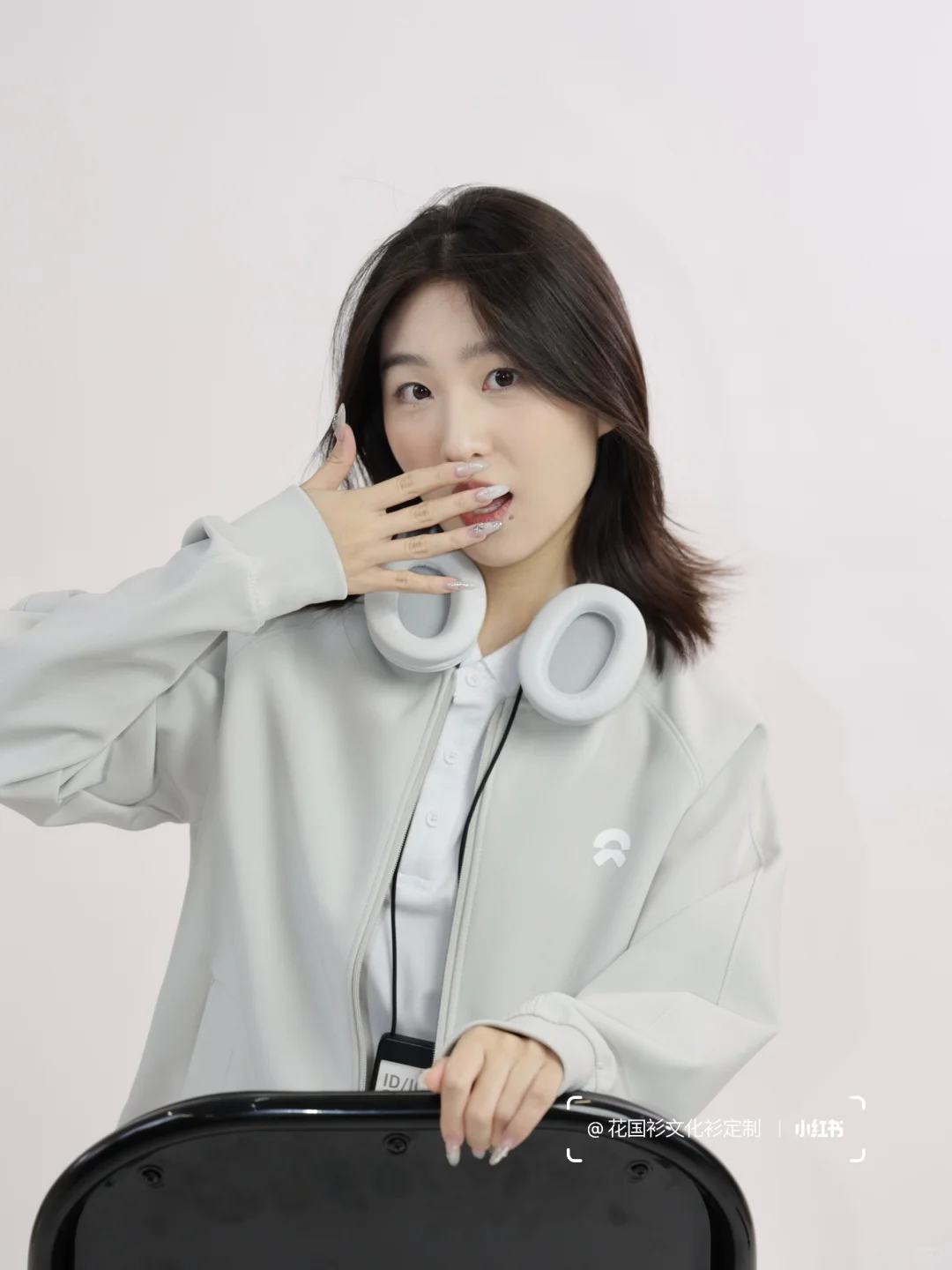 这件工作服真的太能装！把高级和松弛焊身上