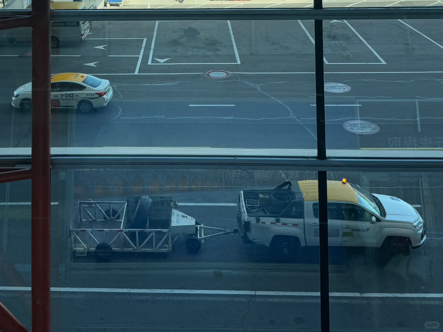 你留意过机场里出现的各种小车?么?