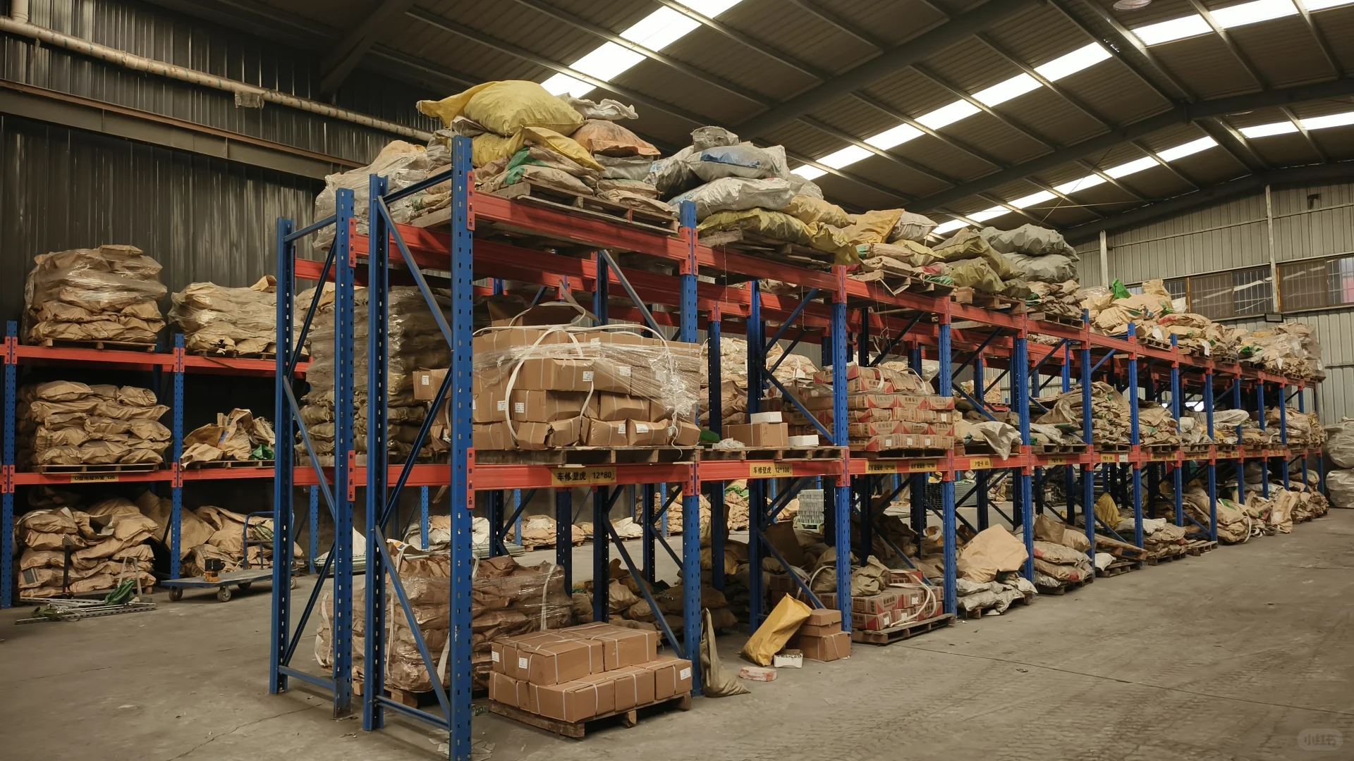 ?畜牧场光伏优选！中唐支架防牲畜破坏