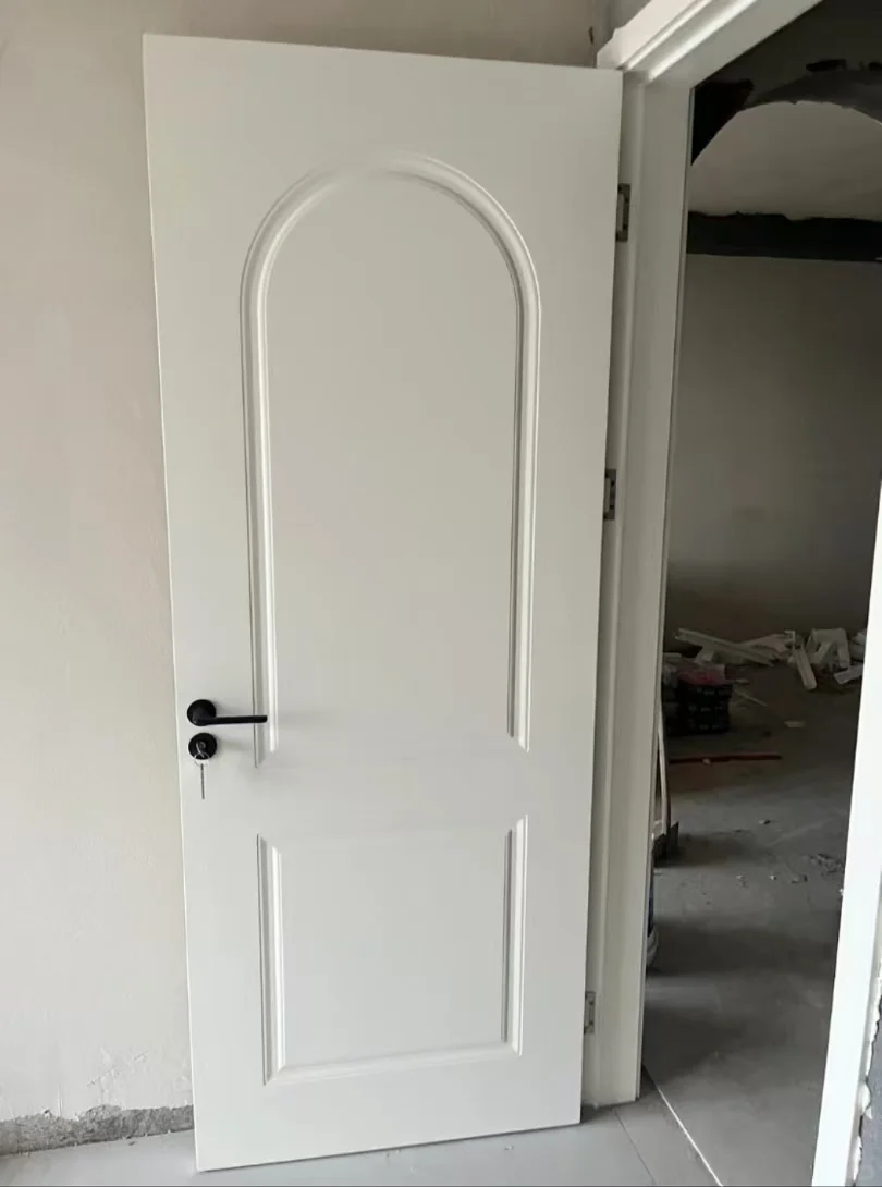 橡木实木烤漆门。白色黑色灰色奶油风