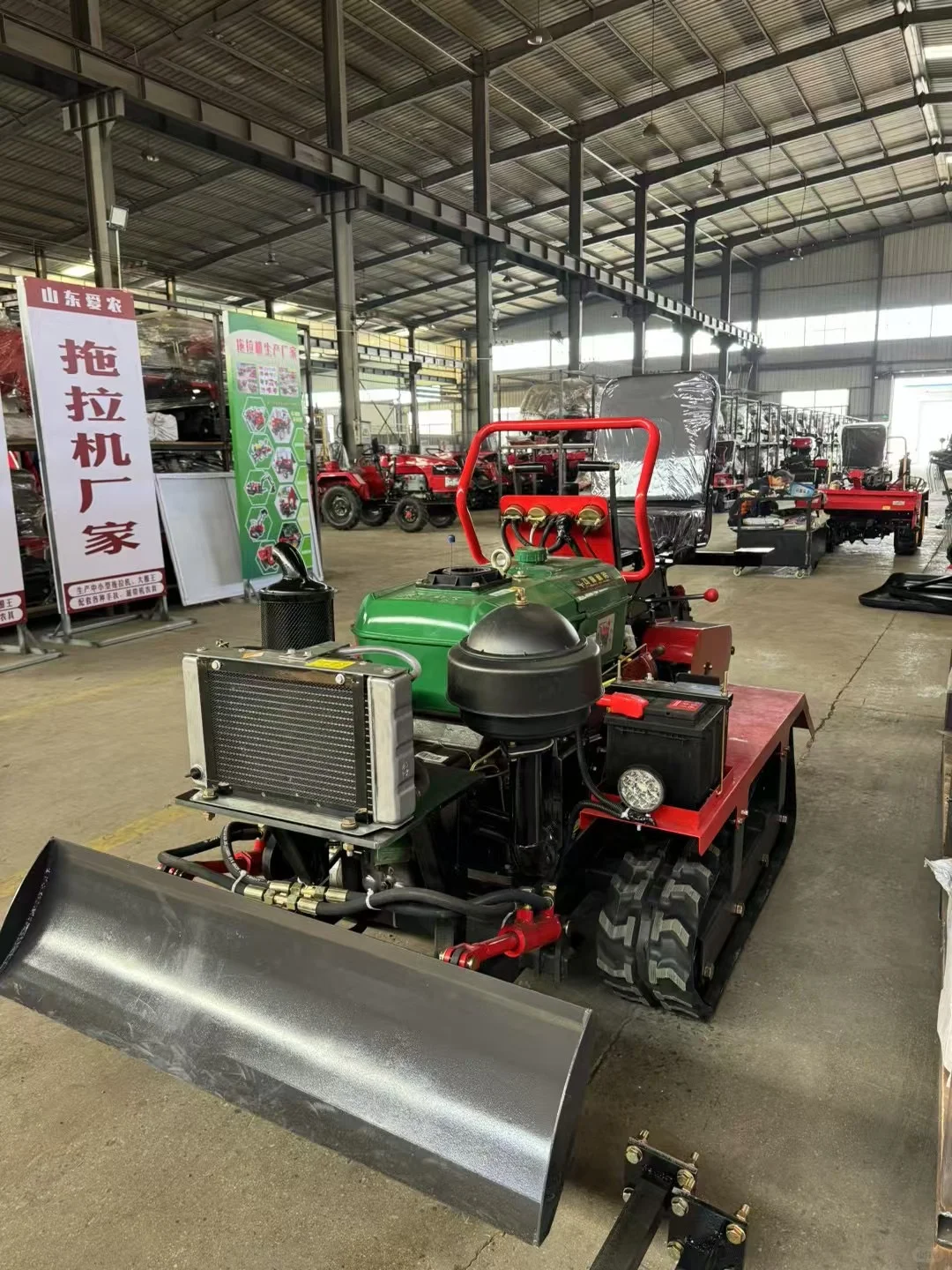 旋耕机拖拉机厂家
