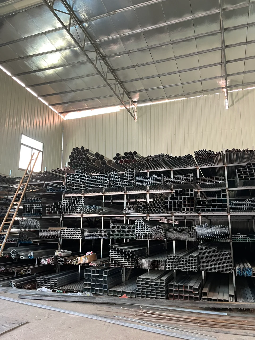 坐标福州，钢材批发