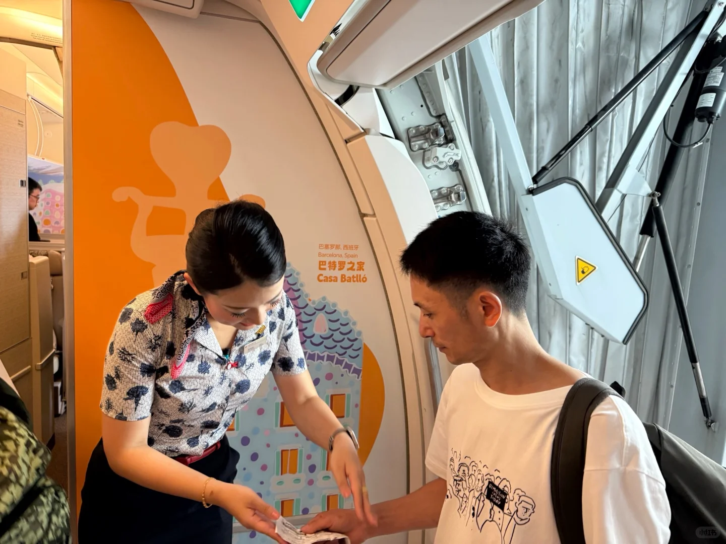 东航:用艺术预热上海 - 巴塞罗那航线