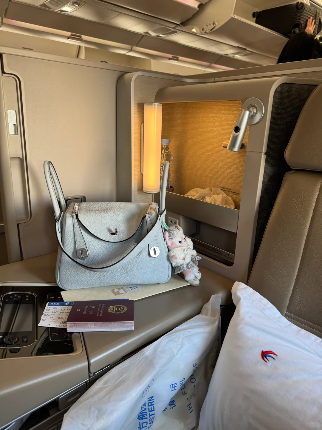 东航宽体机商务舱