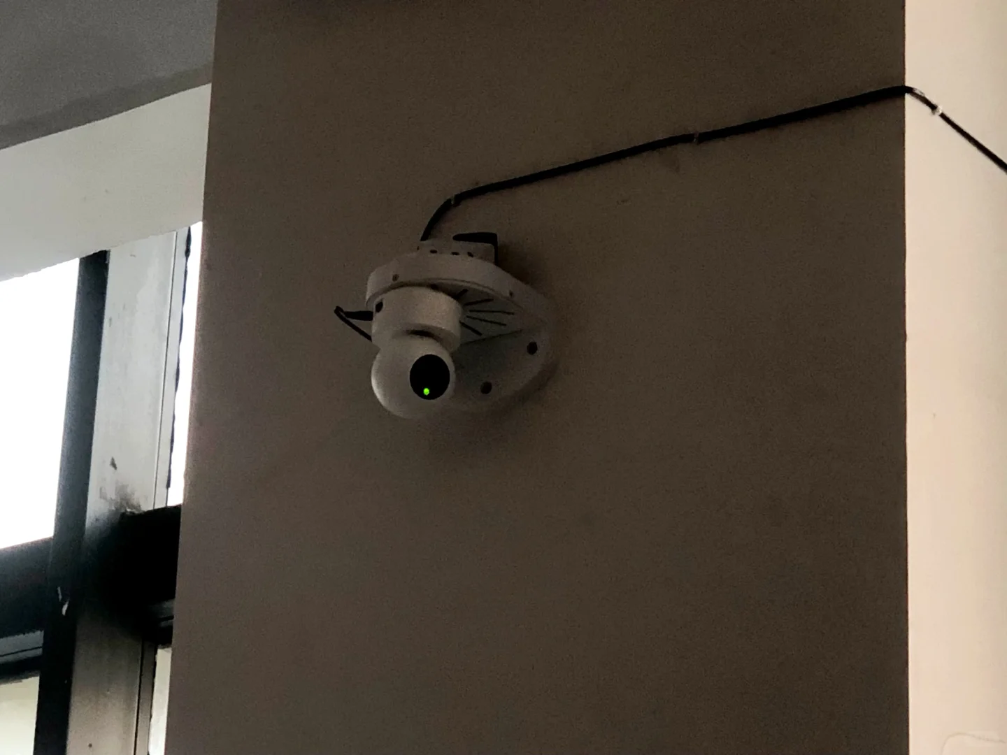 工厂只装 2-3 个监控？选无线真的香到哭！?