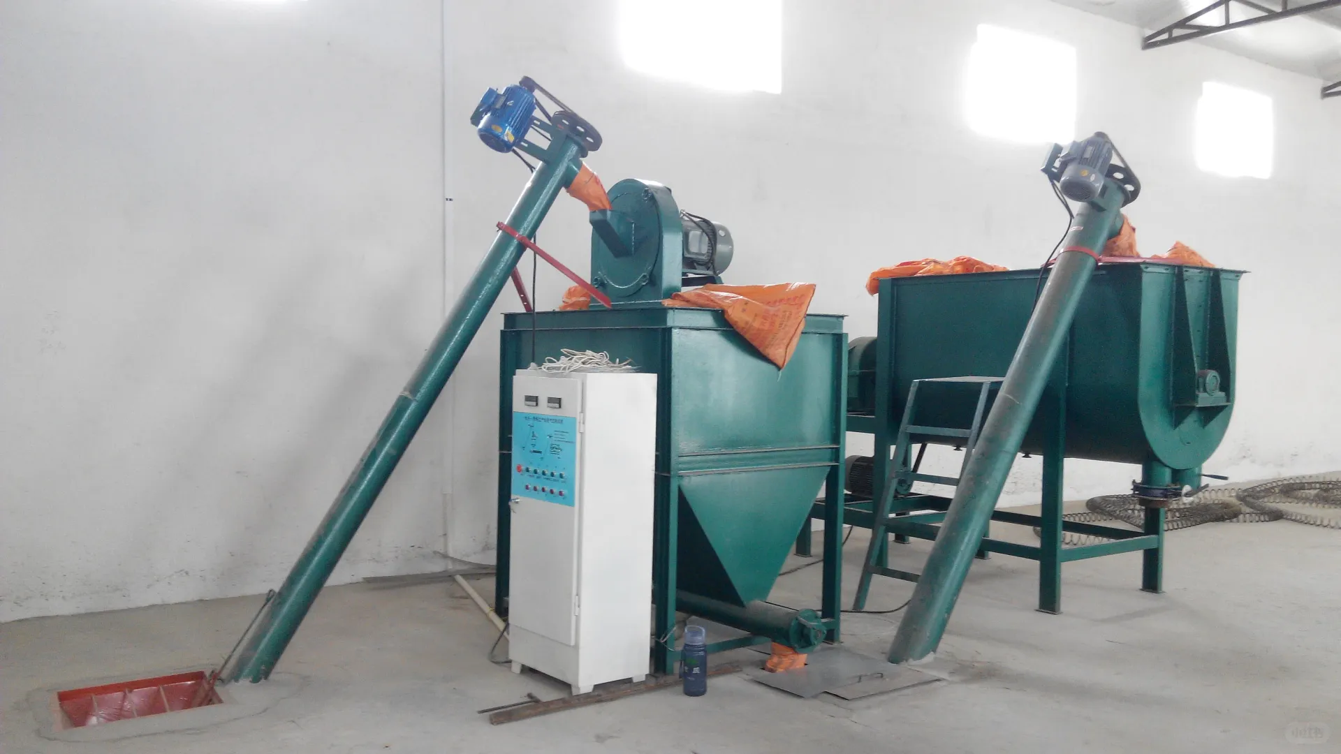 加工饲料设备多少钱