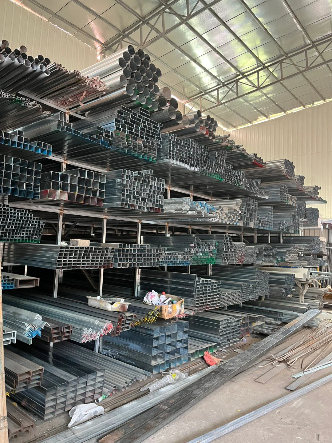 坐标福州，钢材批发