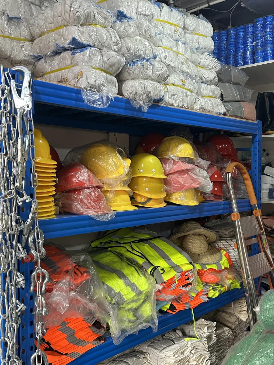 德国留子回家接手父母的建材产品实体店??