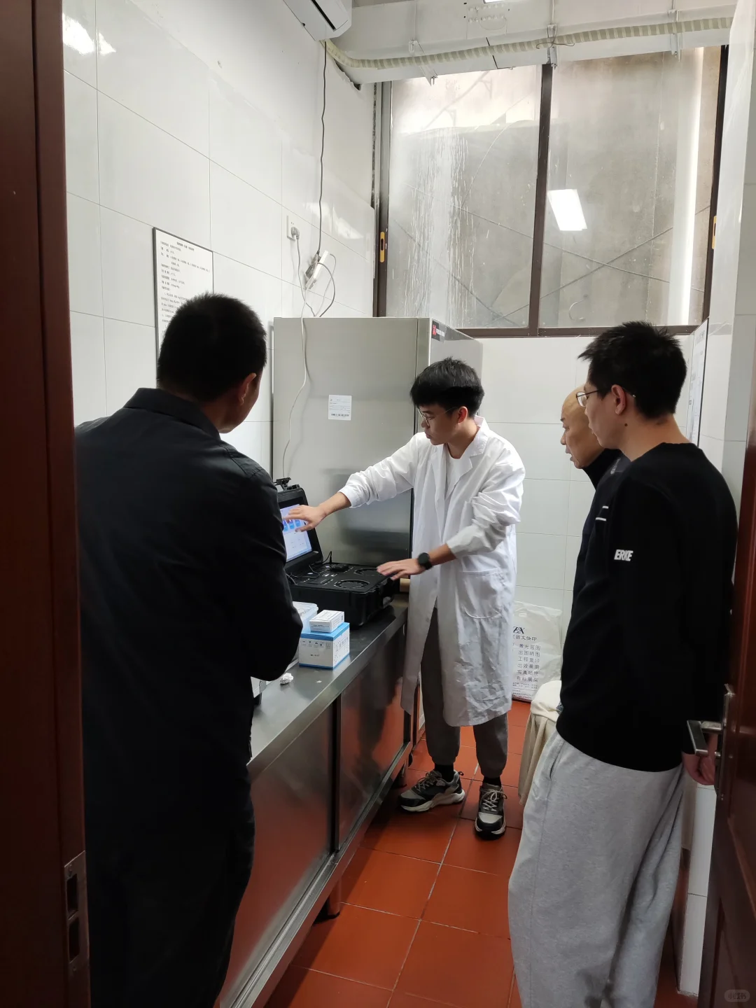 食品微生物检测实验室常用仪器设备清单