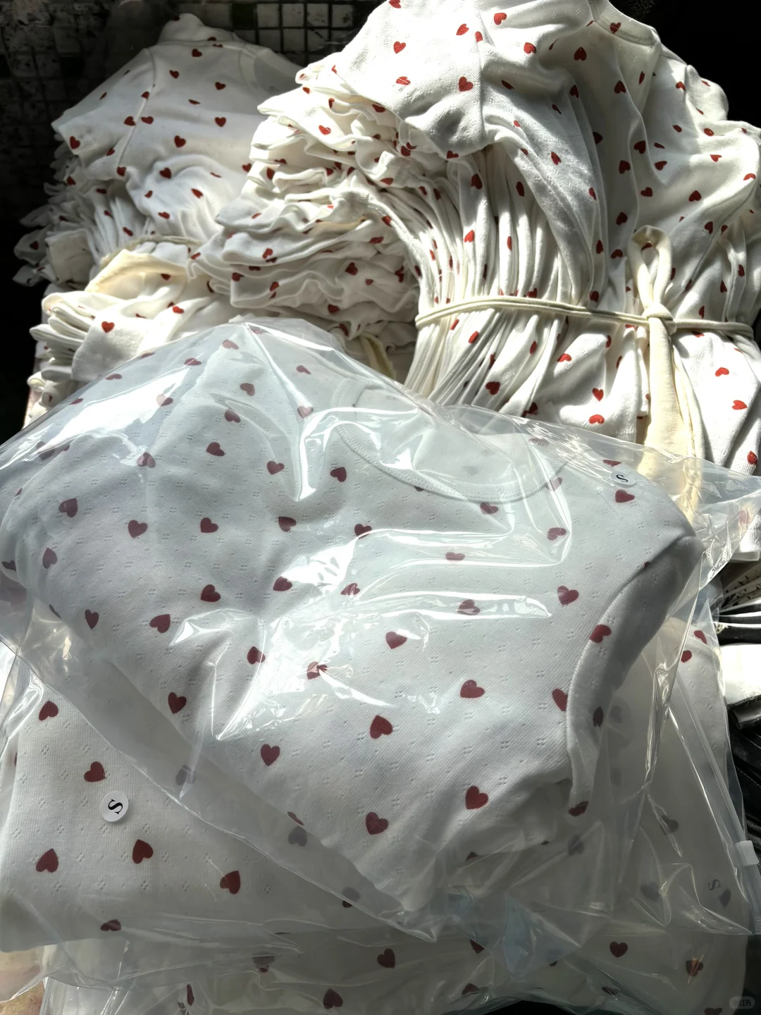 广州服装厂【接精品1件小单定制30件可做】