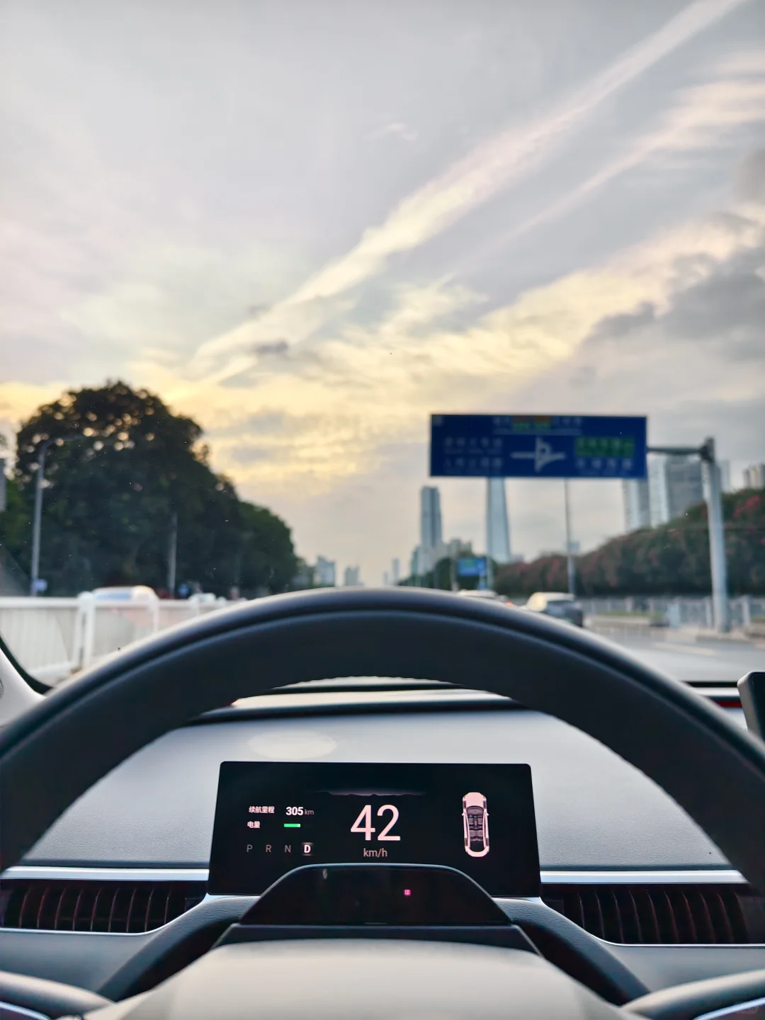 全网首台小鹏mona安装仪表及体验评测