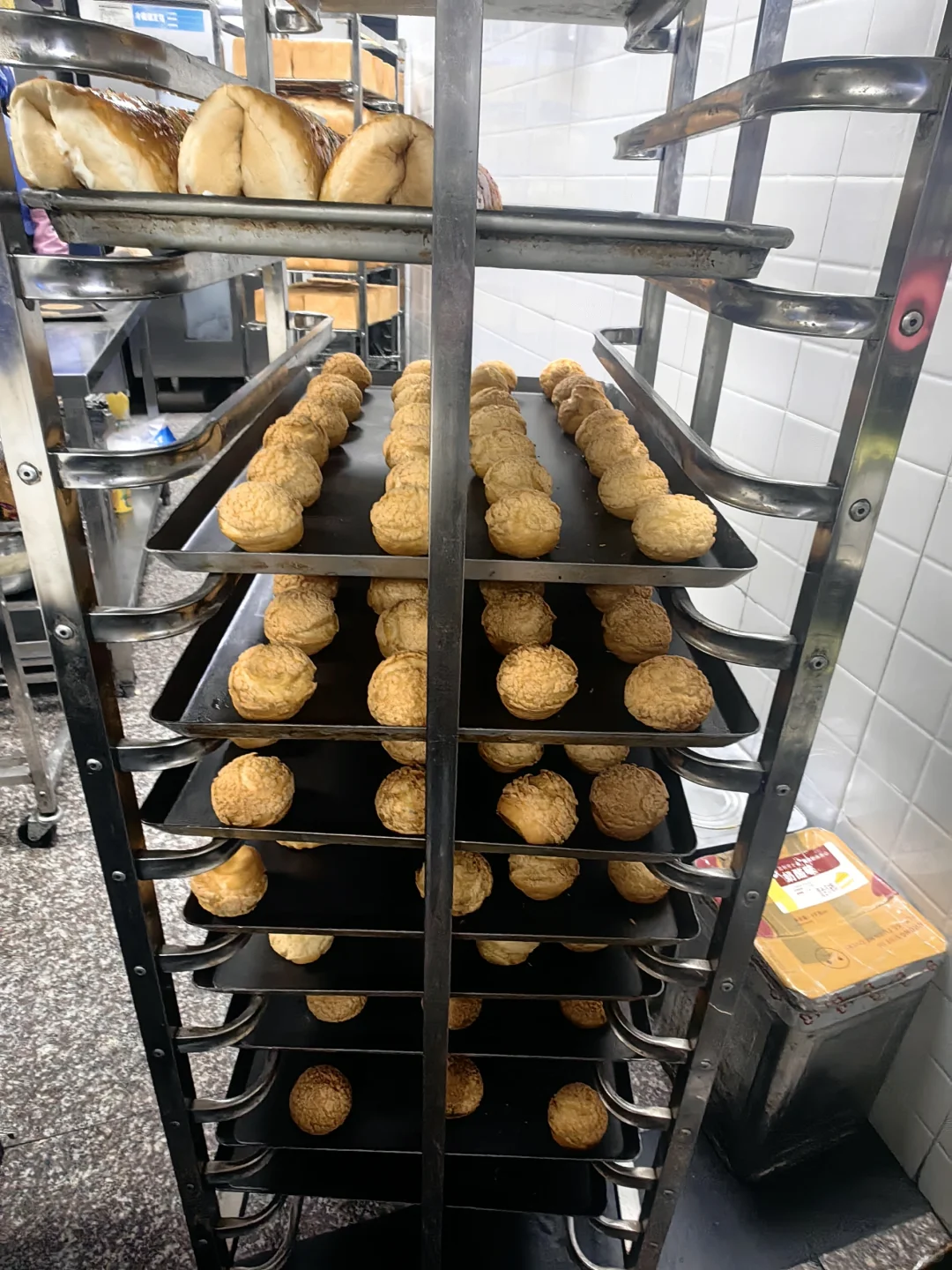 南通海安自己的面包厂坚持用好料做好包。