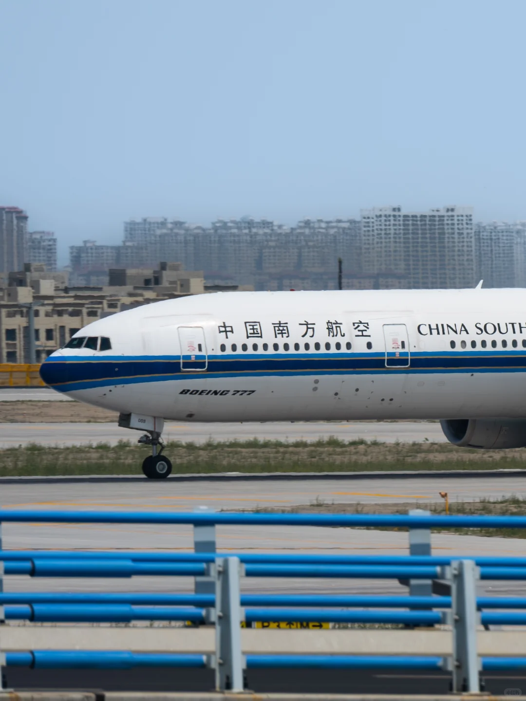 77W | URC为数不多的宽体