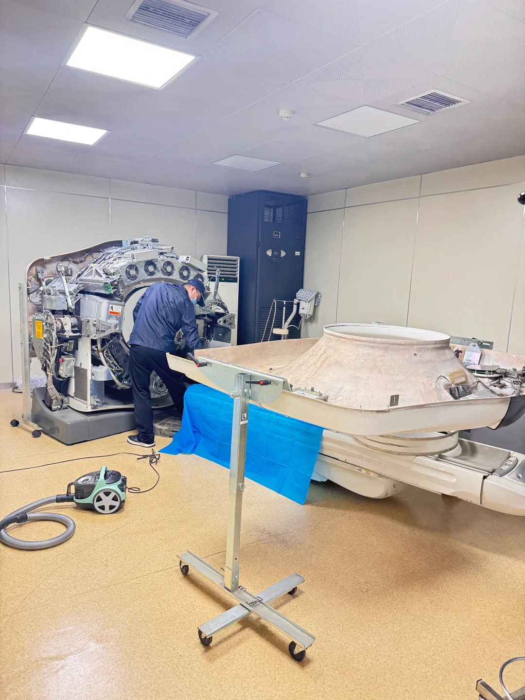 不光人身体机构复杂